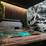 Secret Rock - Jaccuzi Prive 公寓 拉罗什-阿登